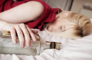 Алкогольная кома: диагностика и лечение