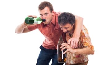 Как избавиться от друзей-алкоголиков: рекомендации нарколога